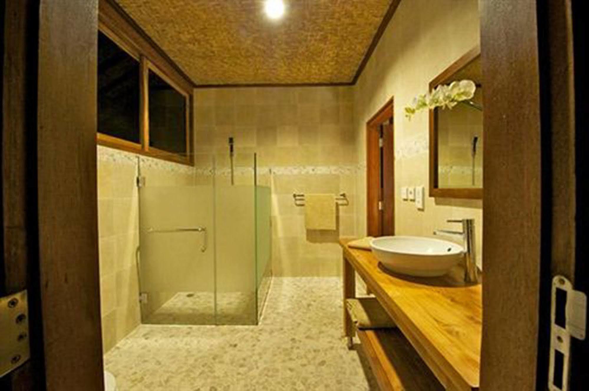 Three Monkeys Villas Pecatu  Luaran gambar