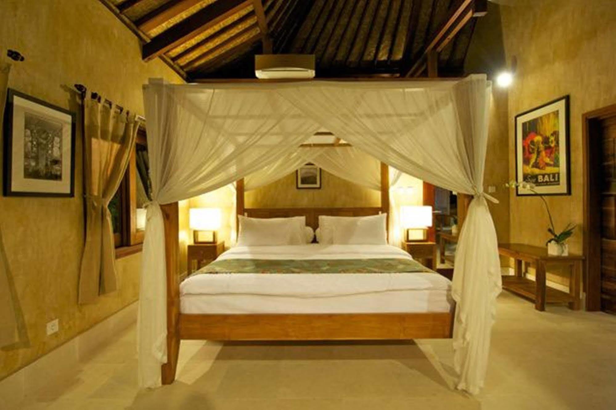 Three Monkeys Villas Pecatu  Luaran gambar