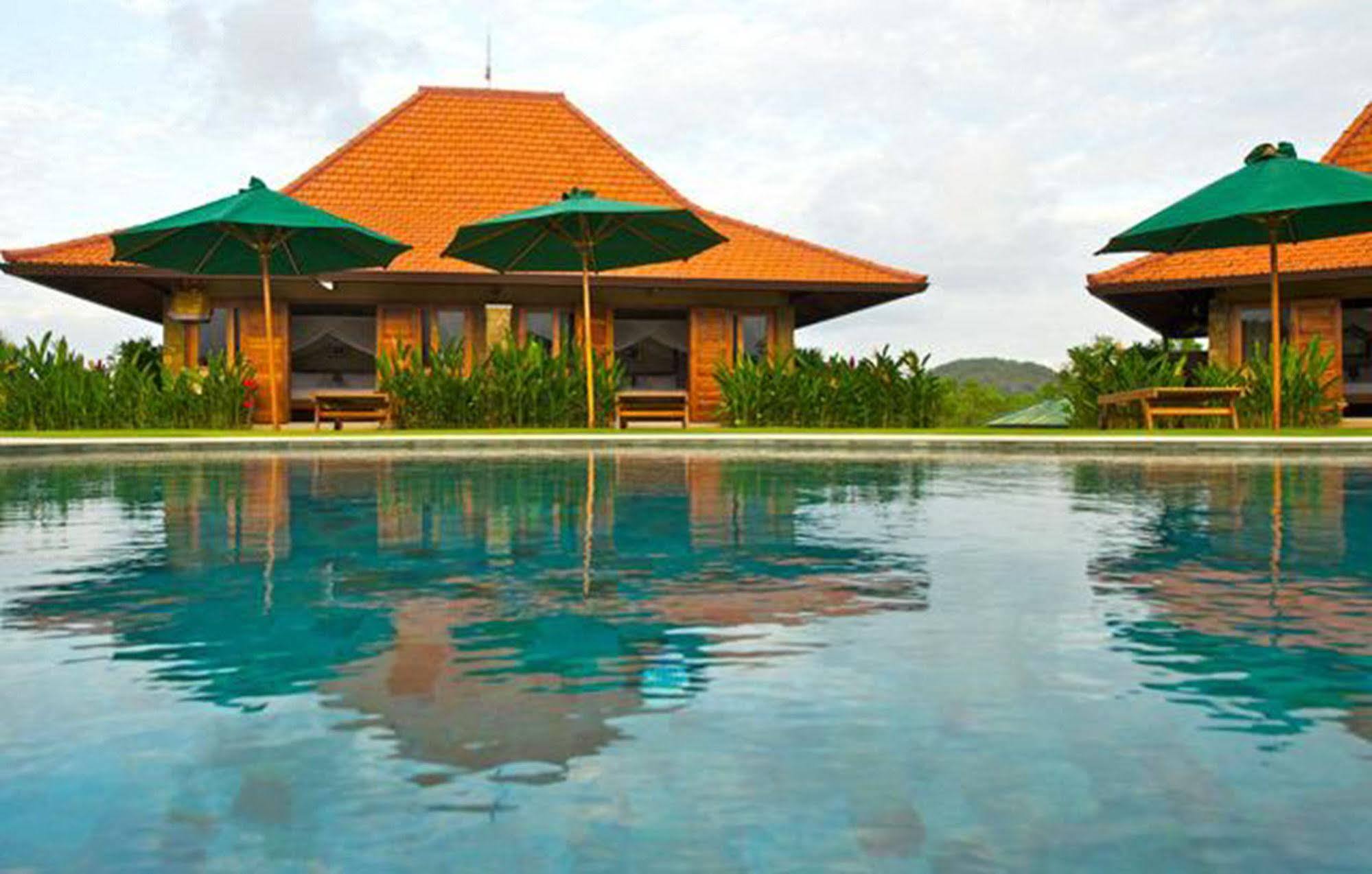 Three Monkeys Villas Pecatu  Luaran gambar